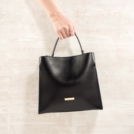 AUDREY 牛皮方塊手提包 - 煙燻黑 ( 220-664-90 ) USD$ 148.7